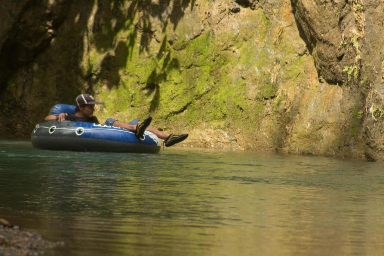 Rio Agujitas Eco Farm Hostel And Tours Drakes Bay Dış mekan fotoğraf